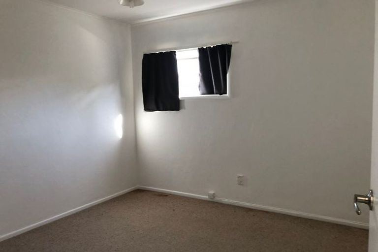 Photo of property in 43 Welcome Bay Road, Welcome Bay, Tauranga, 3112