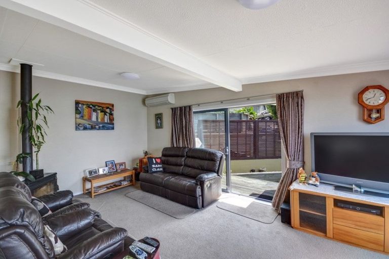 Photo of property in 2b Second Beach Road, Saint Clair, Dunedin, 9012