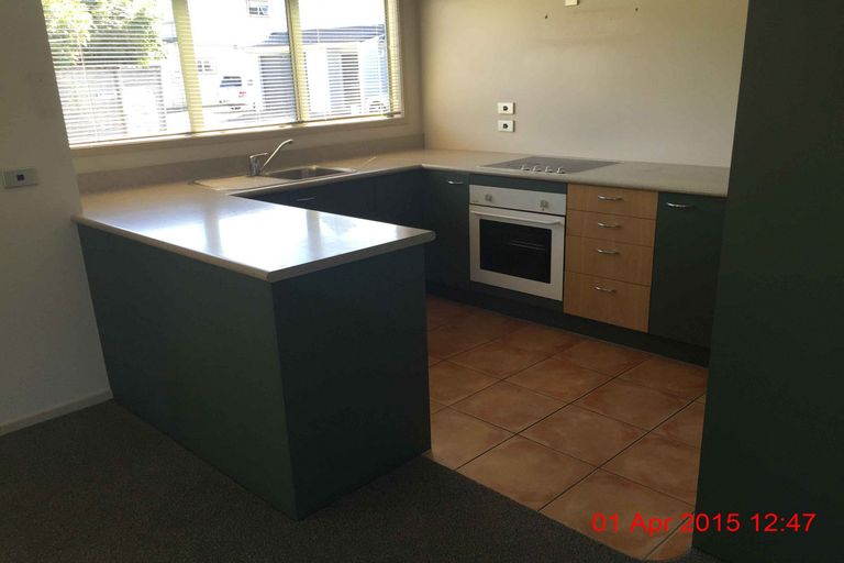 Photo of property in 2/103 Swanson Road, Henderson, Auckland, 0610