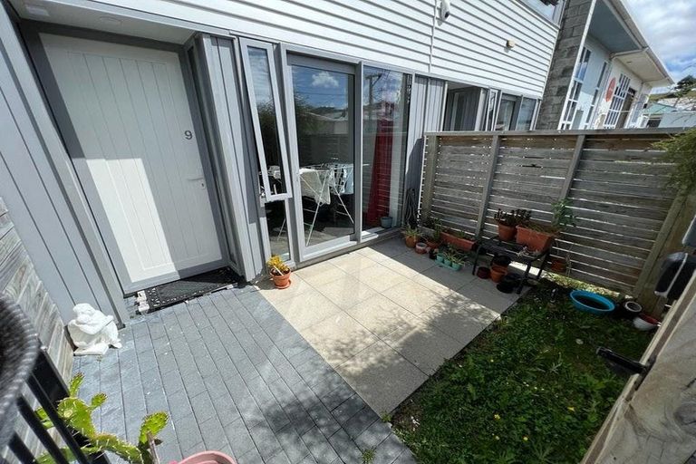Photo of property in 9/24 Princess Terrace, Newtown, Wellington, 6021