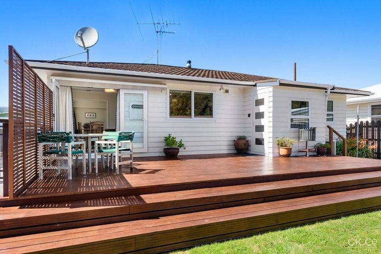 Photo of property in 71 Holdsworth Avenue, Trentham, Upper Hutt, 5018