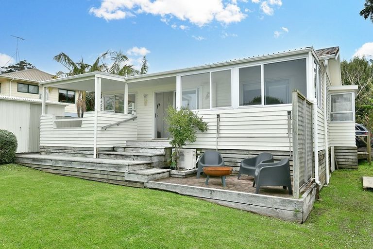 Photo of property in 8 Fidelis Avenue, Snells Beach, 0920