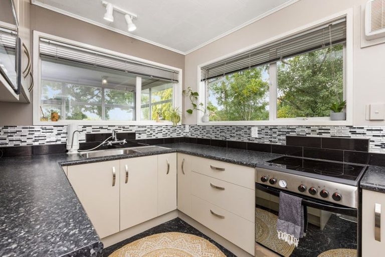 Photo of property in 1a Everest Avenue, Havelock North, 4130