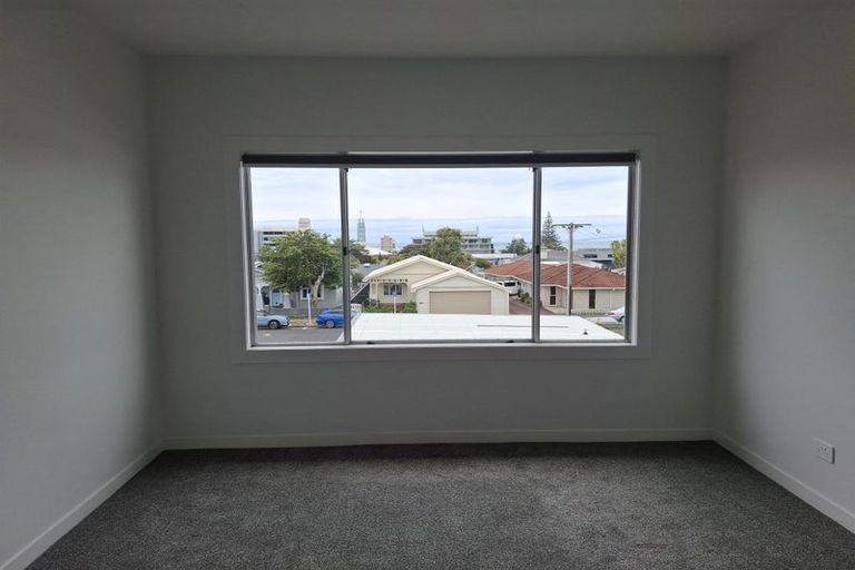 Photo of property in 33 Fulford Street, New Plymouth, 4310
