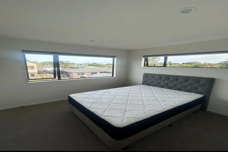 Photo of property in 20/12 Arney Road, Ranui, Auckland, 0612