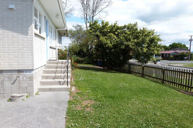 Photo of property in 1/29 Manuka Road, Bayview, Auckland, 0629
