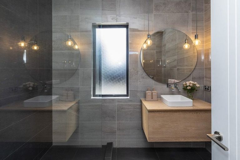 Photo of property in 91 Condell Avenue, Papanui, Christchurch, 8053