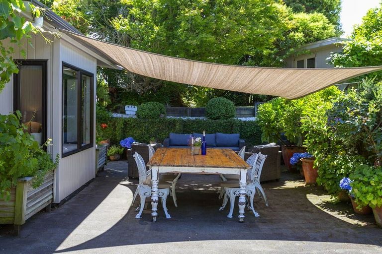 Photo of property in 66 Shepherd Road, Waipahihi, Taupo, 3330