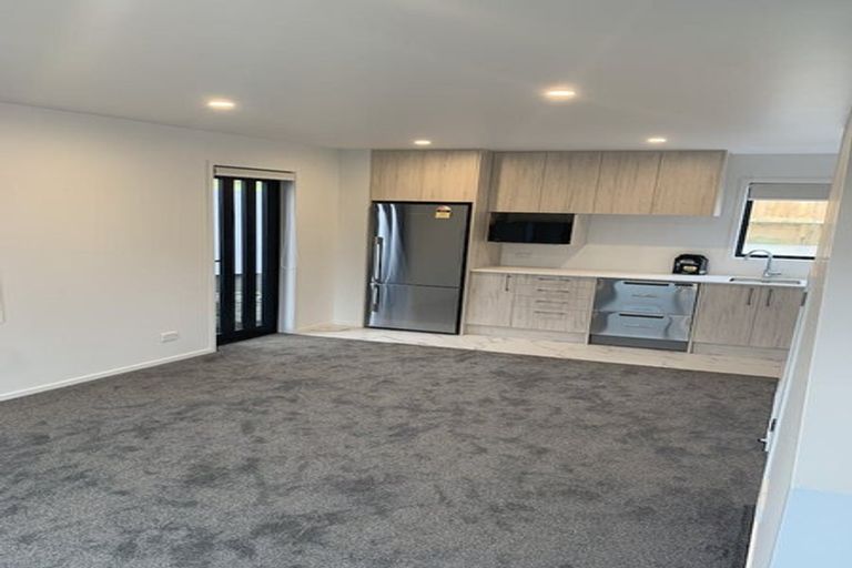 Photo of property in 1/2 Jadewynn Drive, Massey, Auckland, 0614