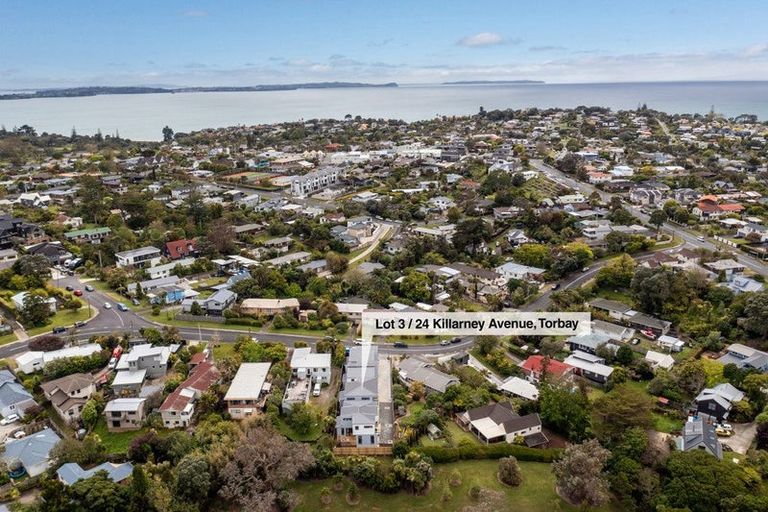 Photo of property in 24b Killarney Avenue, Torbay, Auckland, 0630