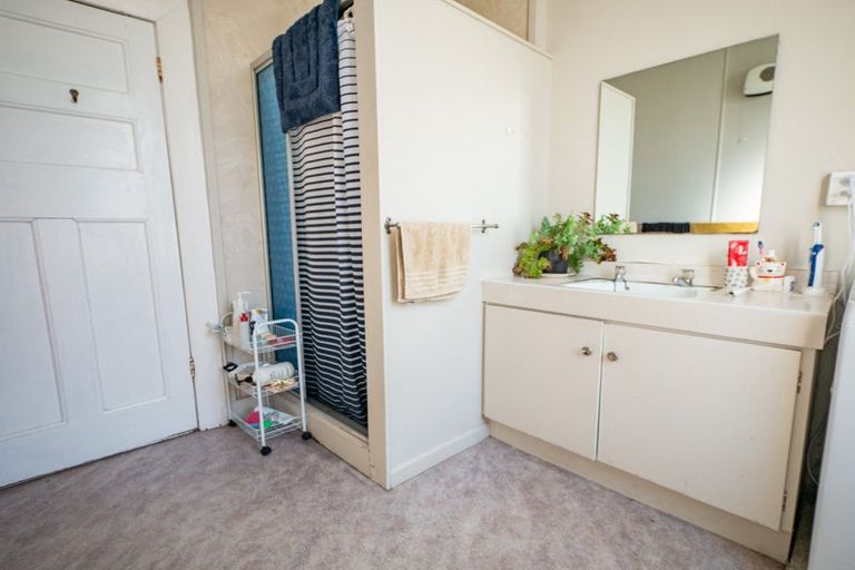 Photo of property in 18 Gladstone Road, North East Valley, Dunedin, 9010