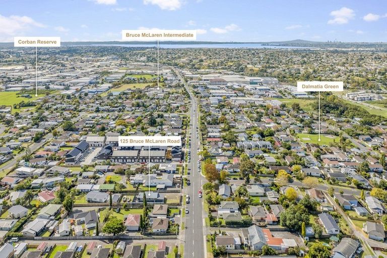 Photo of property in 125 Bruce Mclaren Road, Henderson, Auckland, 0612