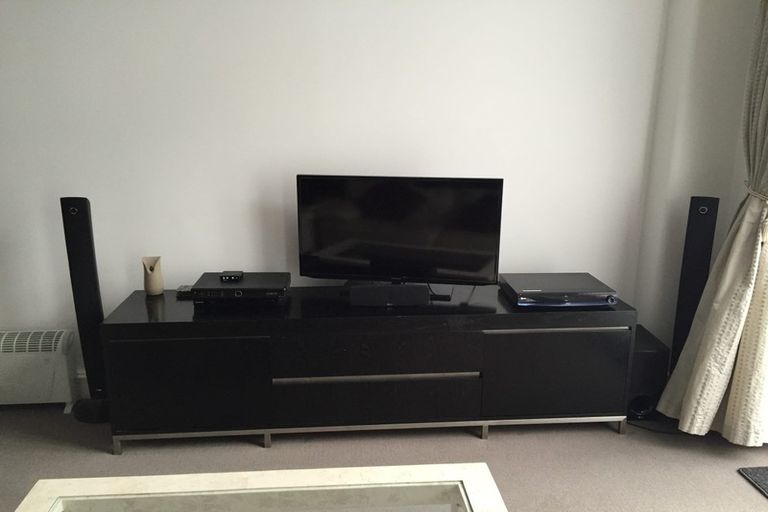 Photo of property in Augusta Apartments, 10/254 Willis Street, Te Aro, Wellington, 6011