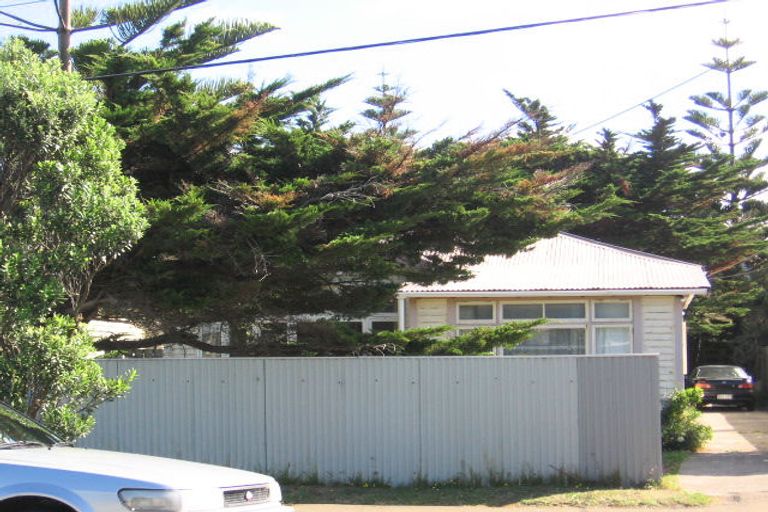 Photo of property in 15 Miro Street, Miramar, Wellington, 6022