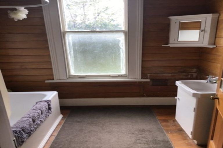 Photo of property in 35 Leslie Street, Waiau, 7332