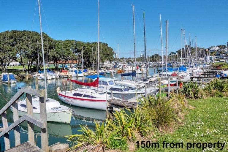 Photo of property in 1/8 Commodore Parry Road, Castor Bay, Auckland, 0620