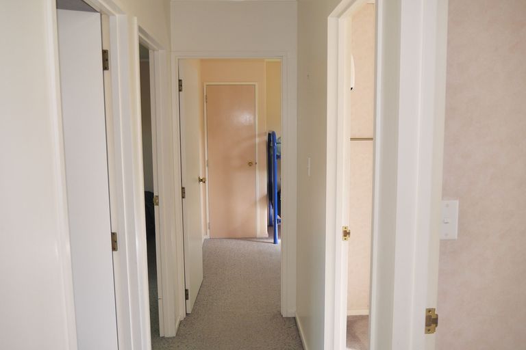 Photo of property in 8 Susan Lane, Kinloch, Taupo, 3377