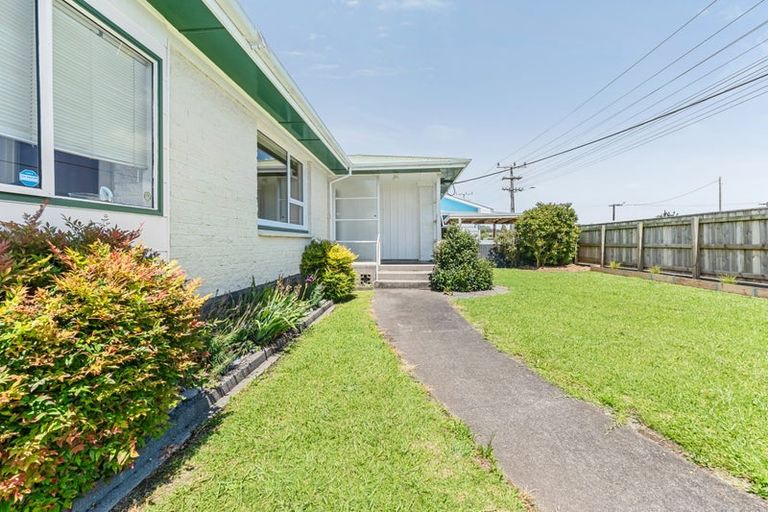Photo of property in 13 Parris Street, Waitara, 4320