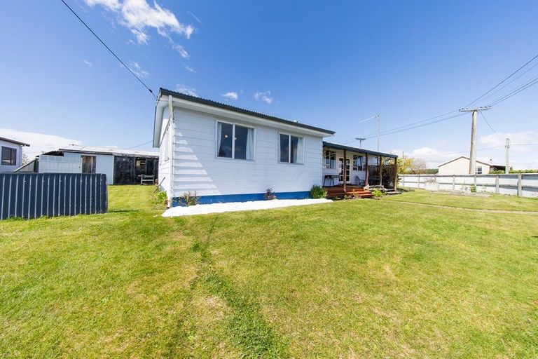 Photo of property in 32 Rata Road, Twizel, 7901