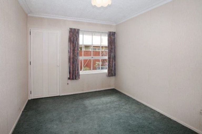 Photo of property in 1/3 Tudor Avenue, Ilam, Christchurch, 8041