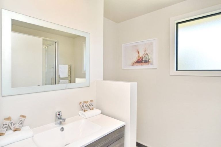 Photo of property in 77 Langdons Road, Papanui, Christchurch, 8053