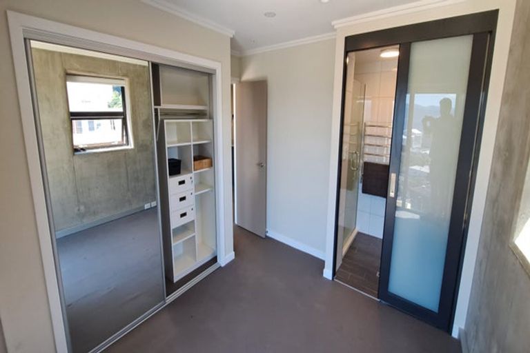 Photo of property in Frame Apartments, 904/111 Molesworth Street, Thorndon, Wellington, 6011