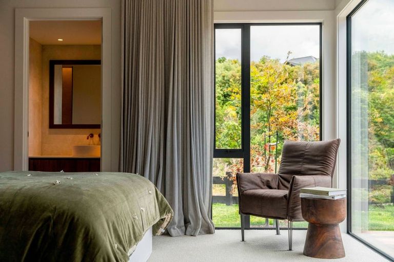 Photo of property in 11 Sparrowhawk Way, Kinloch, Taupo, 3377