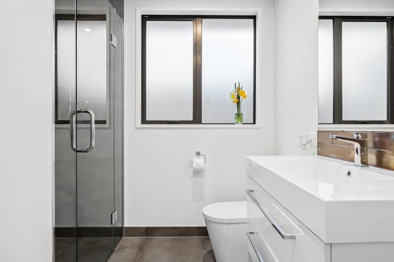 Photo of property in 68b Travis Road, Burwood, Christchurch, 8083