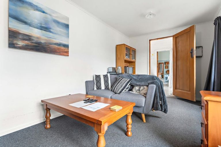 Photo of property in 270 High Street North, Carterton, 5713