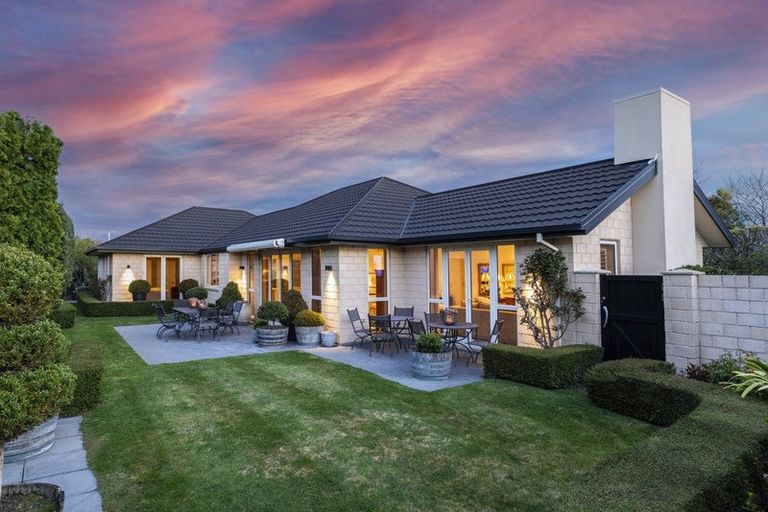 Photo of property in 8 Lime Tree Lane, Harewood, Christchurch, 8051