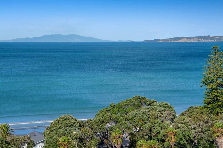 Photo of property in 1115/11 Tamariki Avenue, Kelston, Auckland, 0602