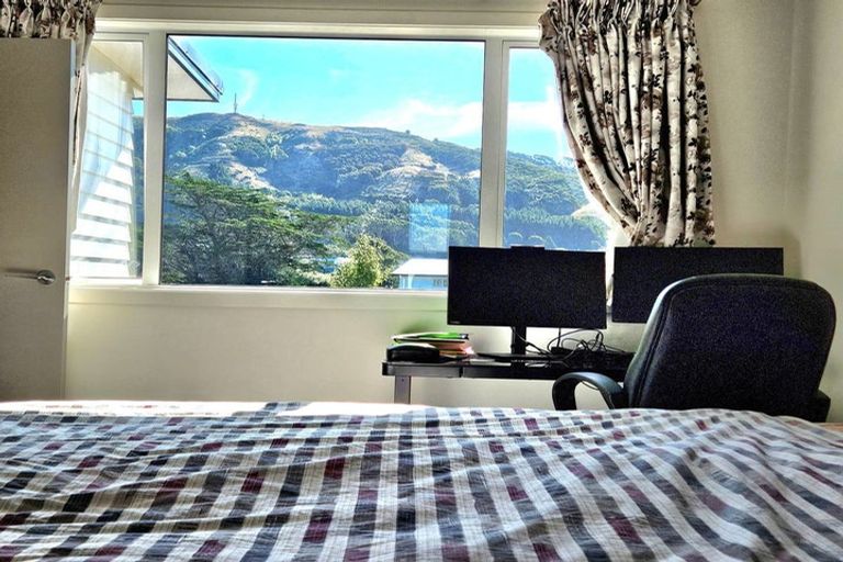 Photo of property in 3 Kamana Way, Kenepuru, Porirua, 5022