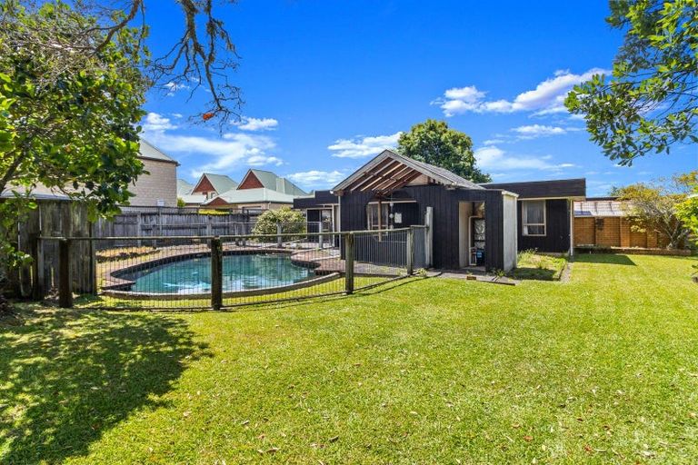 Photo of property in 19 Karaka Street, Takapuna, Auckland, 0622