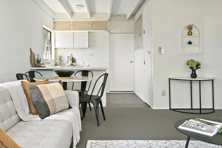 Photo of property in 17 Tawa Street, Hilltop, Taupo, 3330