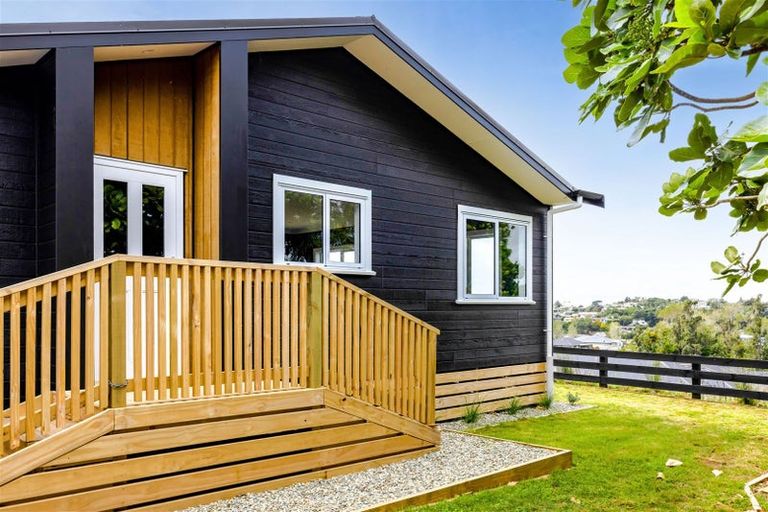 Photo of property in 22a Maple Crescent, Whalers Gate, New Plymouth, 4310