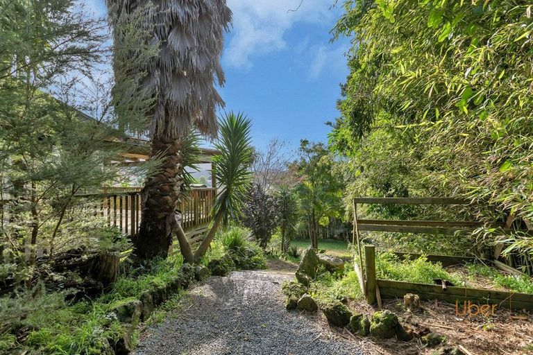 Photo of property in 24 Mcinnes Avenue, Te Kamo, Whangarei, 0112