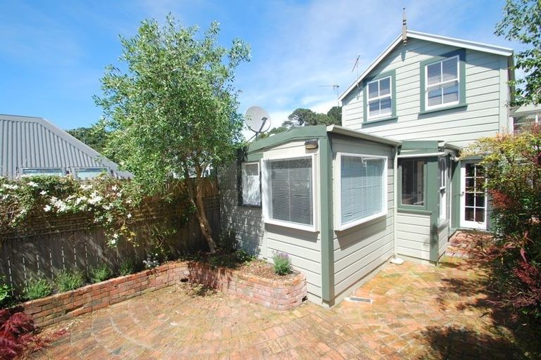 Photo of property in 8 Saint Mary Street, Thorndon, Wellington, 6011