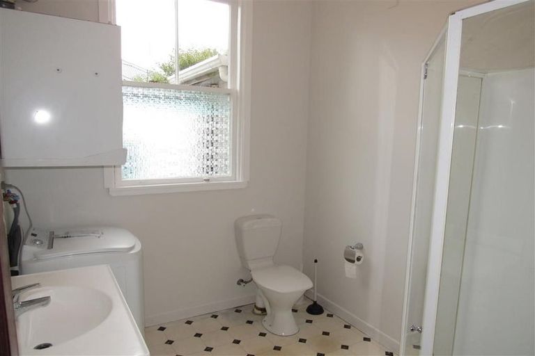 Photo of property in 37 Te Wharepouri Street, Berhampore, Wellington, 6023