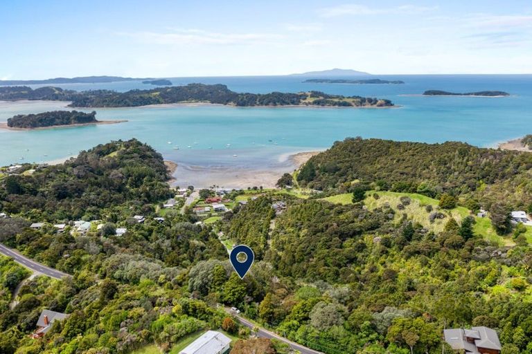 Photo of property in 590 Mahurangi West Road, Mahurangi West, Warkworth, 0983