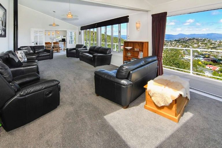 Photo of property in 5 Gavaskar Place, Khandallah, Wellington, 6035