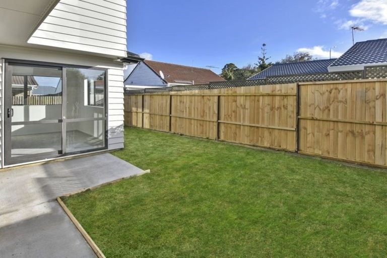 Photo of property in 3b Greers Road, Weymouth, Auckland, 2103