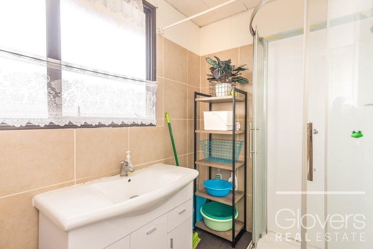 Photo of property in 1 Ireland Place, Ranui, Auckland, 0612