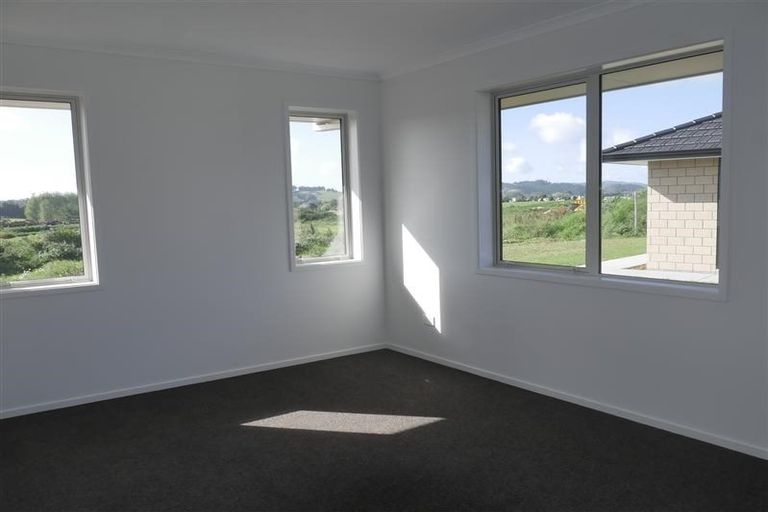 Photo of property in 16 Dunstan Avenue, Tikipunga, Whangarei, 0112