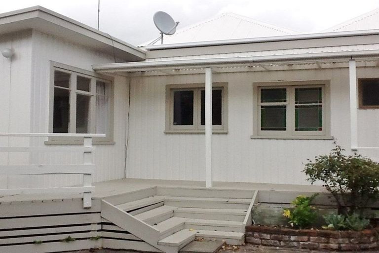Photo of property in 130 Harrison Street, Whanganui, 4500