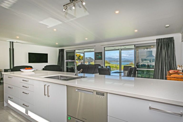 Photo of property in 2886 Long Bay Road, Wyuna Bay, Coromandel, 3581