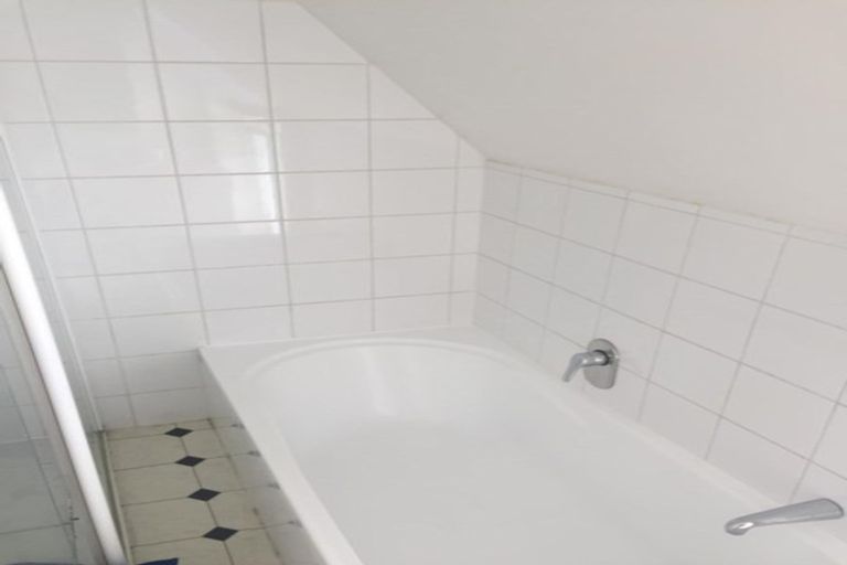 Photo of property in 44c Chester Street West, Christchurch Central, Christchurch, 8013