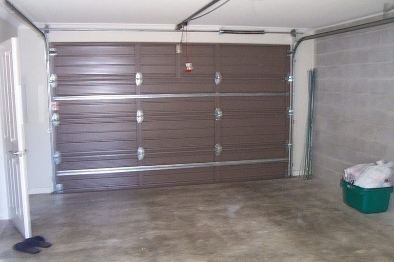 Photo of property in 19 Bluewater Place, Paraparaumu, 5032