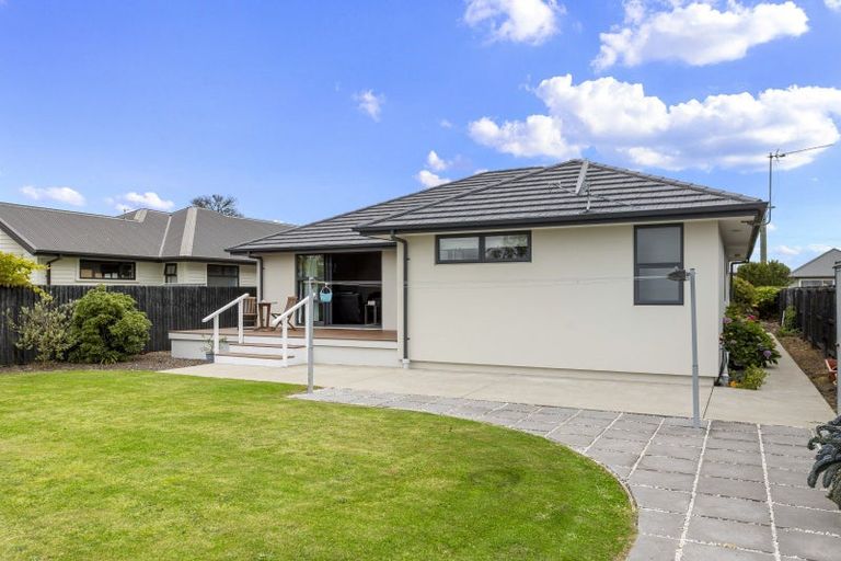 Photo of property in 33 Willryan Avenue, New Brighton, Christchurch, 8083