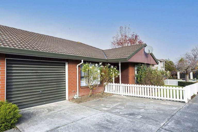 Photo of property in 1/38 Greenock Street, Redwood, Christchurch, 8051