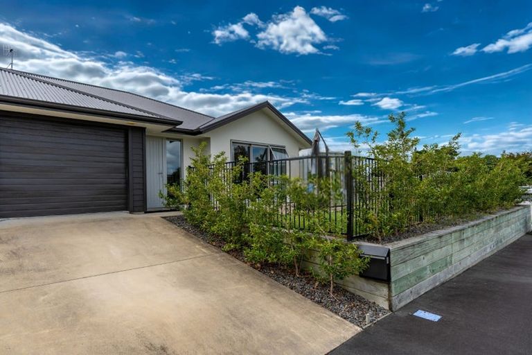 Photo of property in 2/11 Miro Street, Maeroa, Hamilton, 3200